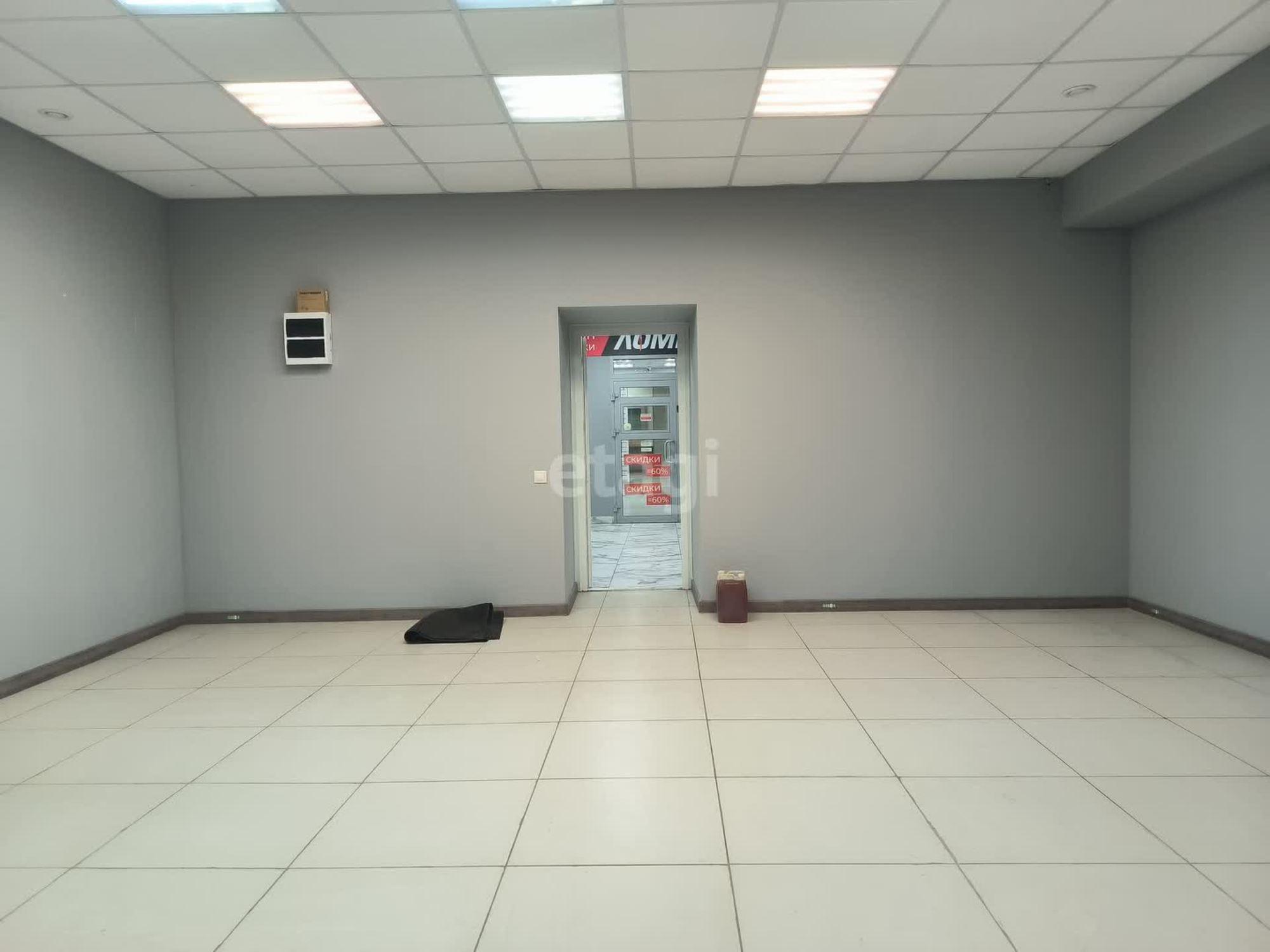 Сдать торговое помещение за 127 200 рублей на Мельникайте 63/1