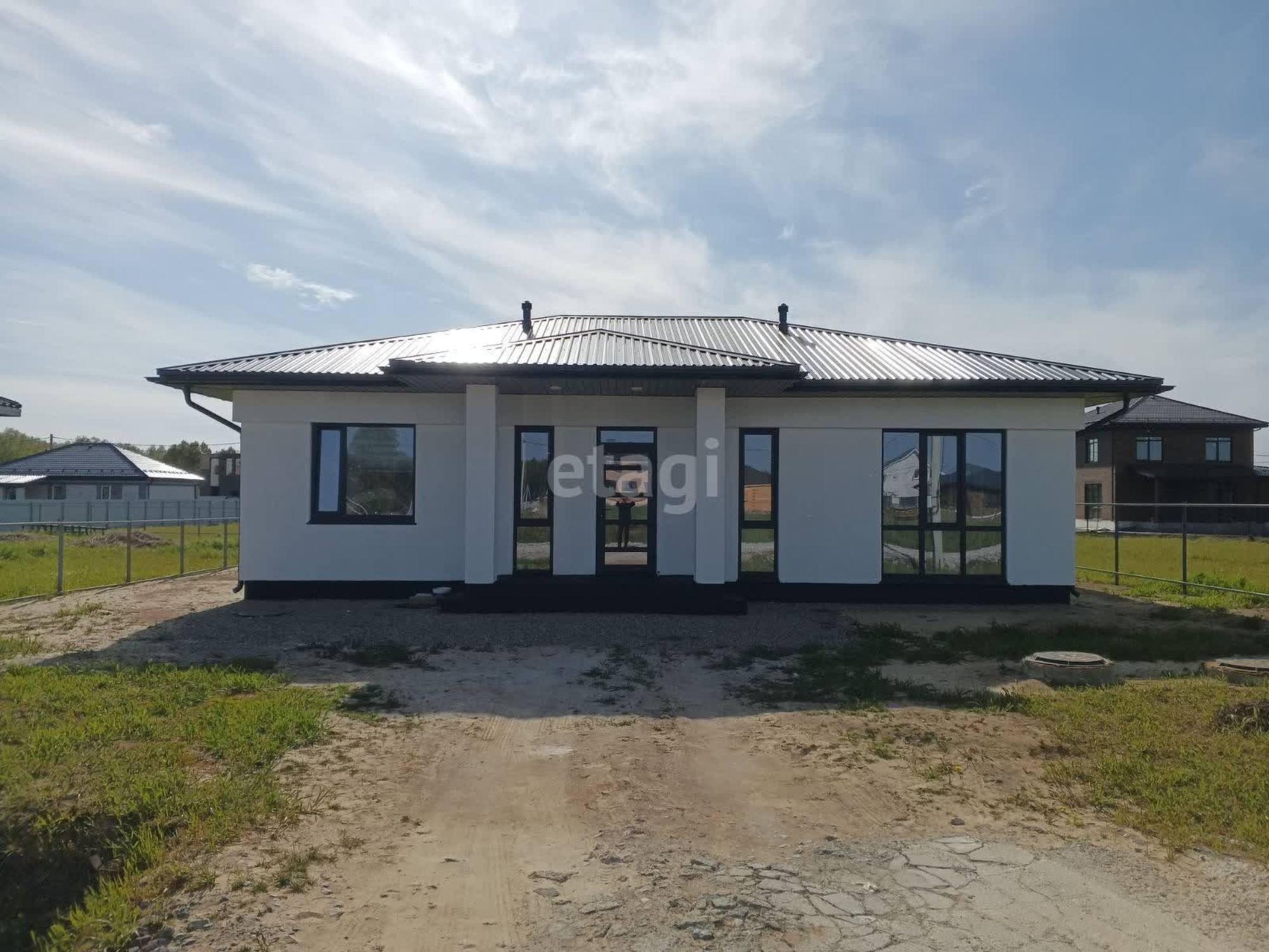 Купить дачу, дом, коттедж за 13 300 000 рублей на Закалужская,