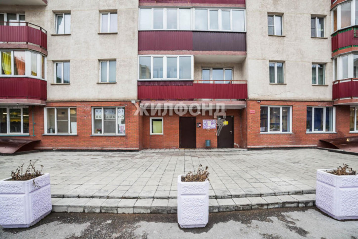 2-комн квартира Добролюбова, 152/1