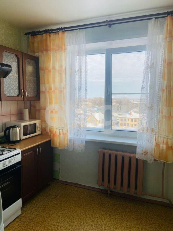 2-комн квартира Революционная, 108
