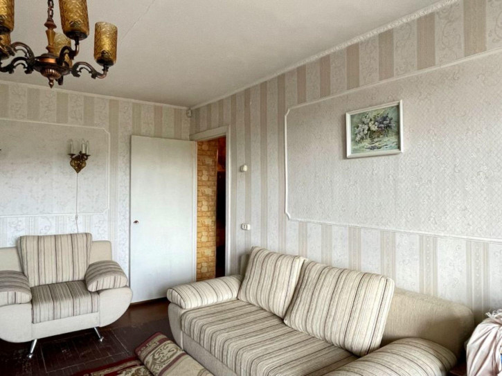 2-комн квартира Макаренко улица, 95