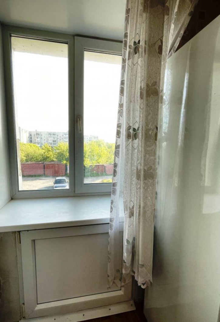 2-комн квартира Макаренко улица, 95