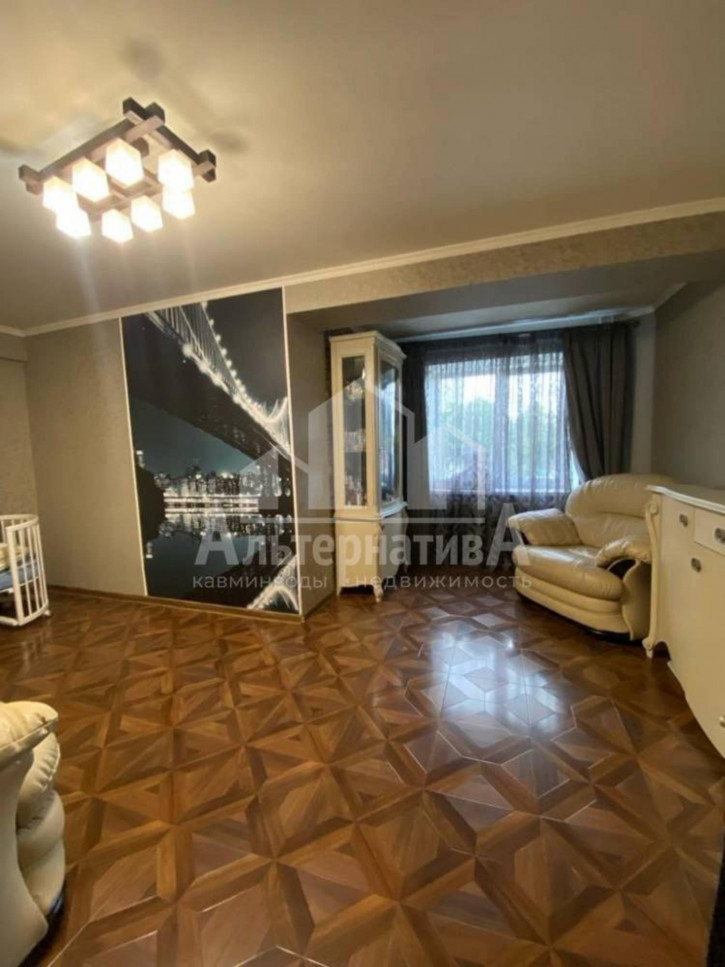 2-комн квартира Набережная ул.