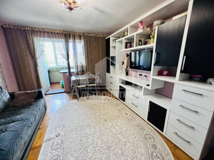2-комн квартира Красивая ул.