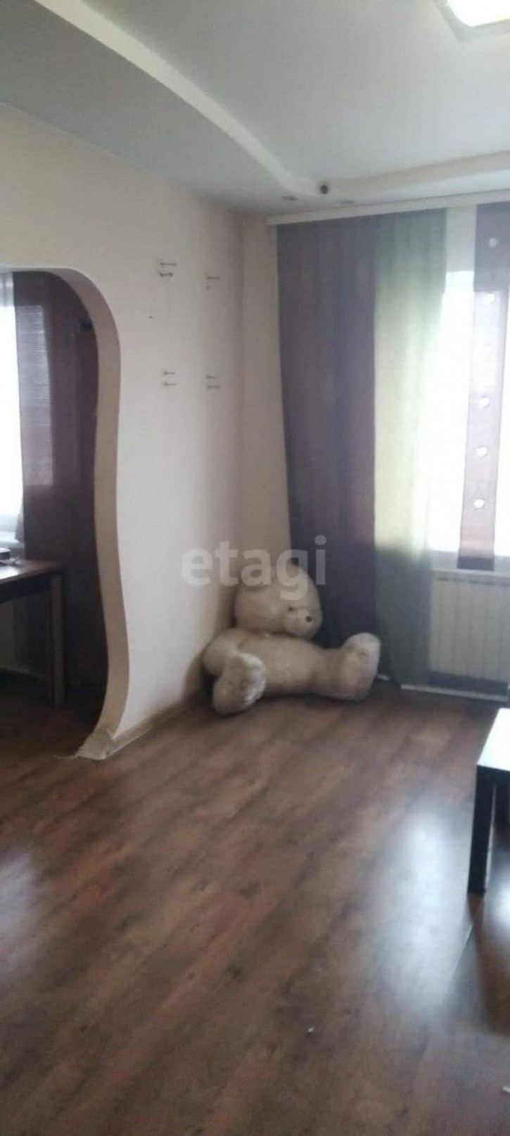 3-комн квартира Степанца, 8б