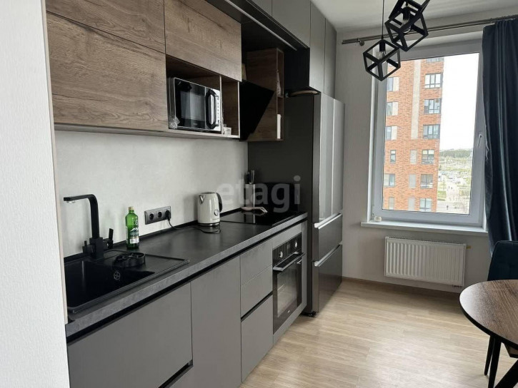 3-комн квартира Лучистая, 6