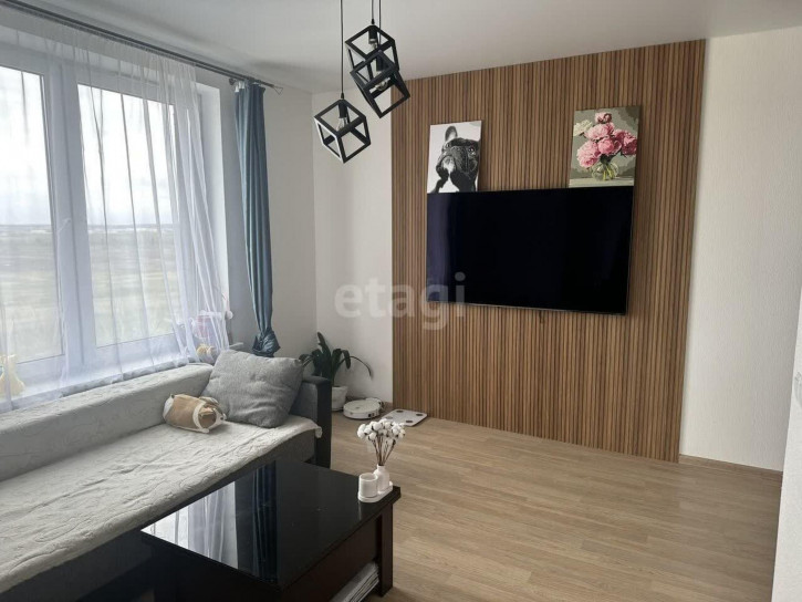 3-комн квартира Лучистая, 6
