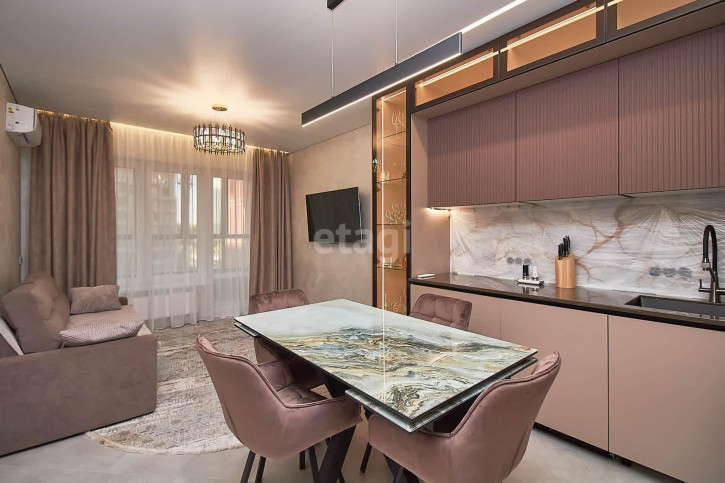 3-комн квартира Разведчика Кузнецова, 7