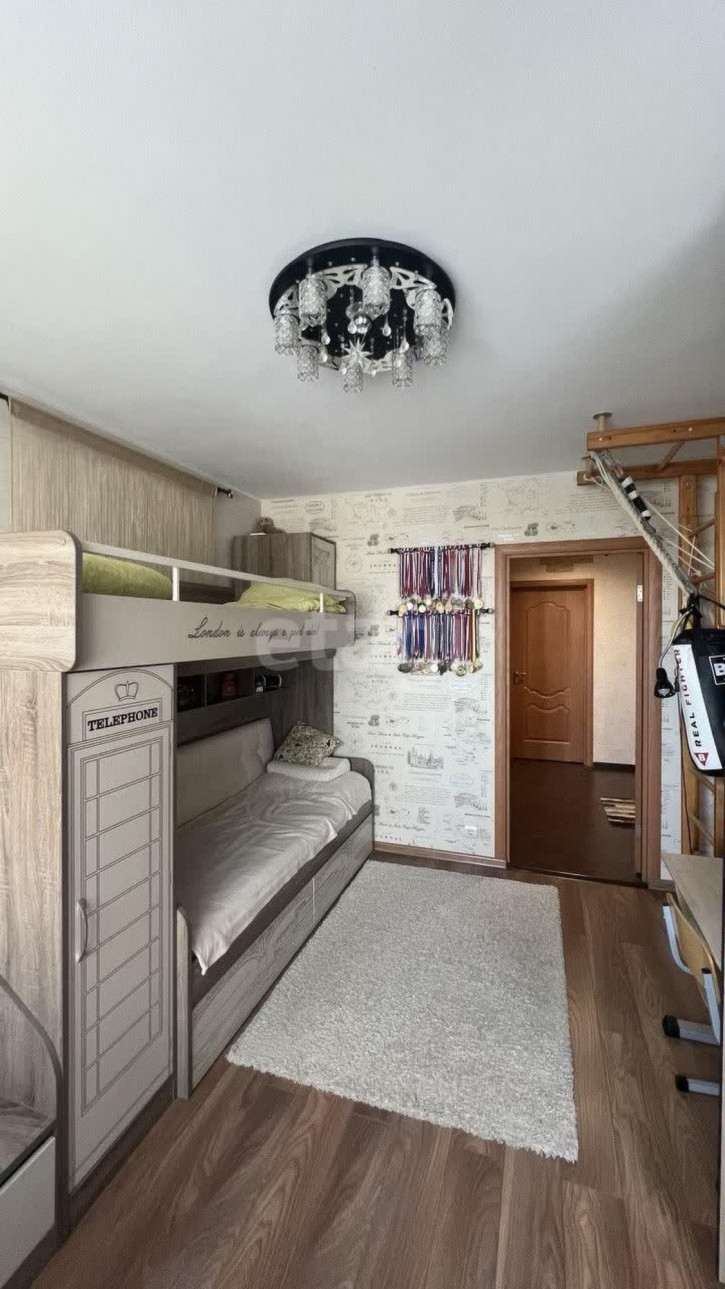 3-комн квартира Воровского, 33