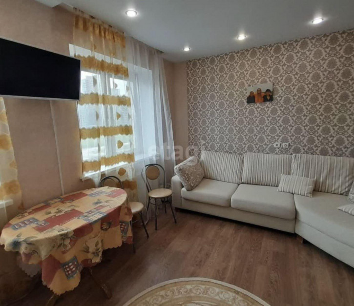 1-комн квартира Мельникайте, 2/8