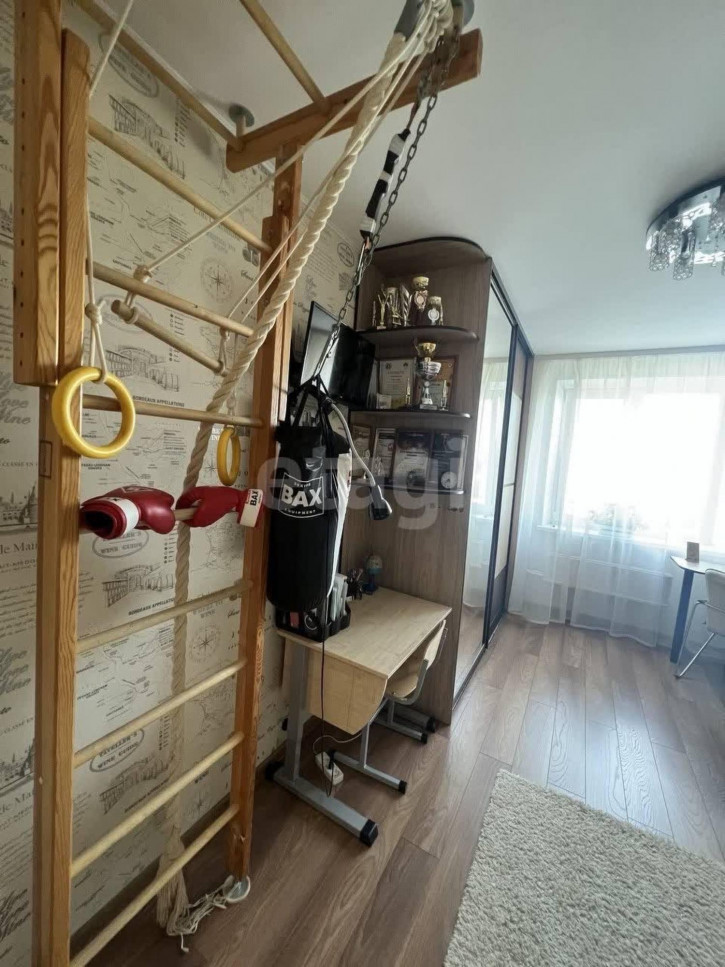 3-комн квартира Воровского, 33
