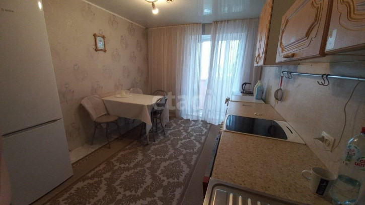 4-комн квартира Ленина, 81