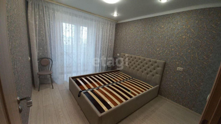 4-комн квартира Ленина, 81