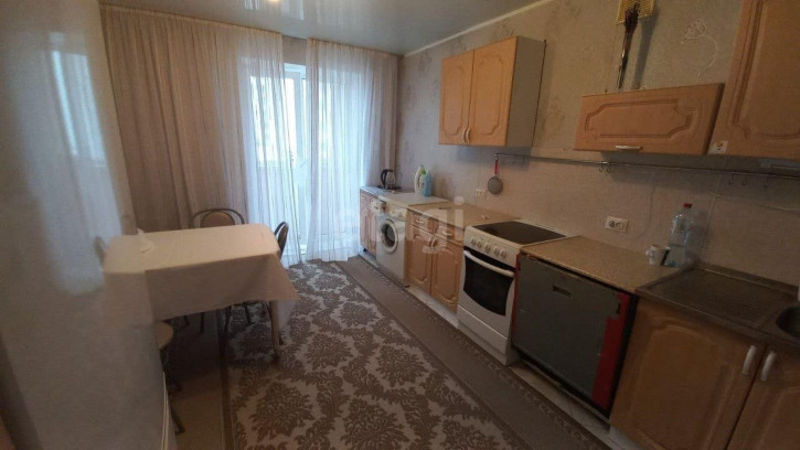 4-комн квартира Ленина, 81