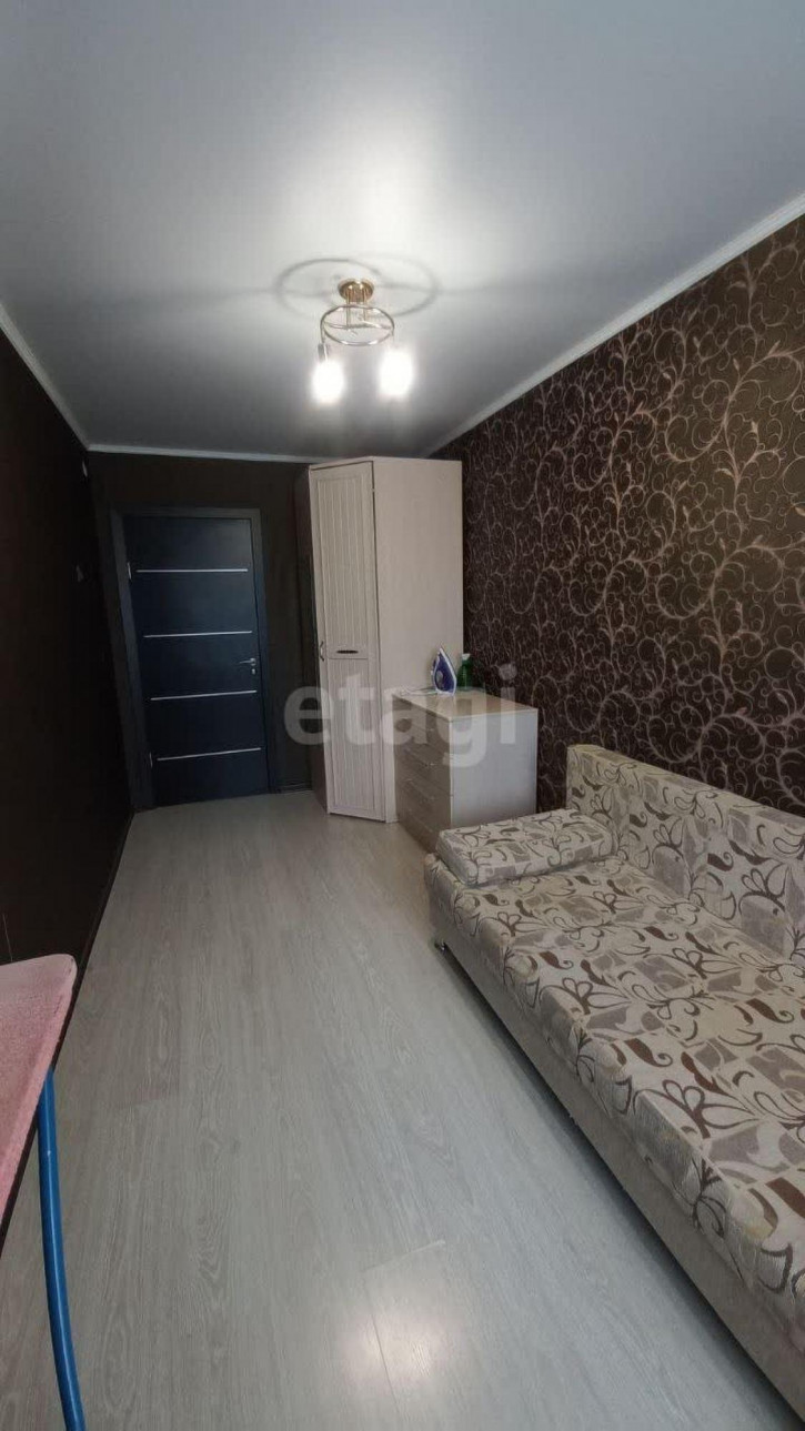 4-комн квартира Ленина, 81