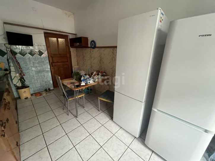 4-комн квартира Кирова, 46