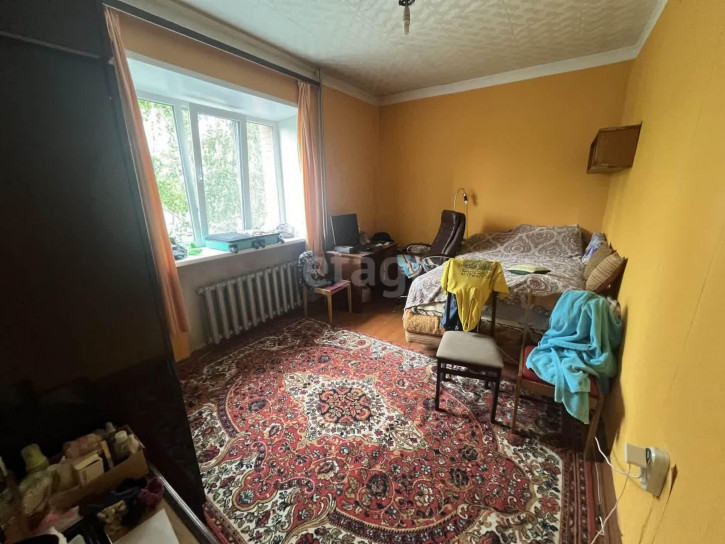4-комн квартира Кирова, 46