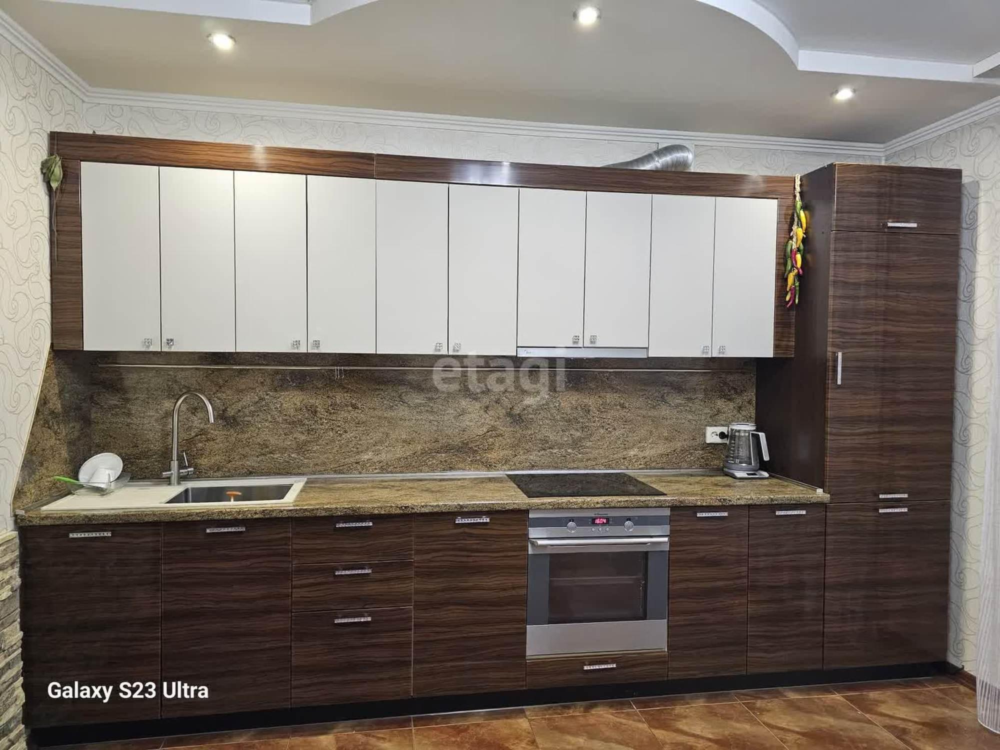 Купить квартиру за 9 980 000 рублей на Депутатская, 80/2