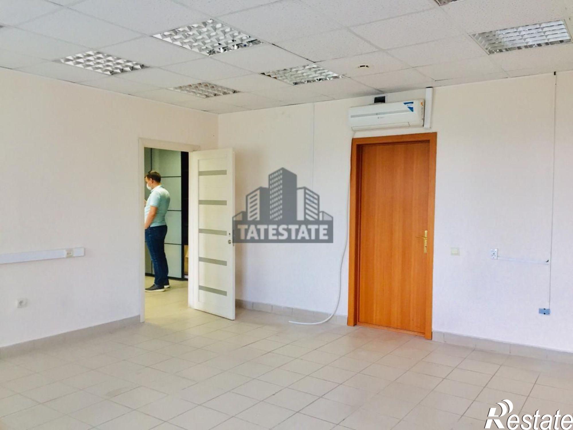Сдать офис, помещение под офис за 39 950 рублей на улица Габдуллы Тукая, 58