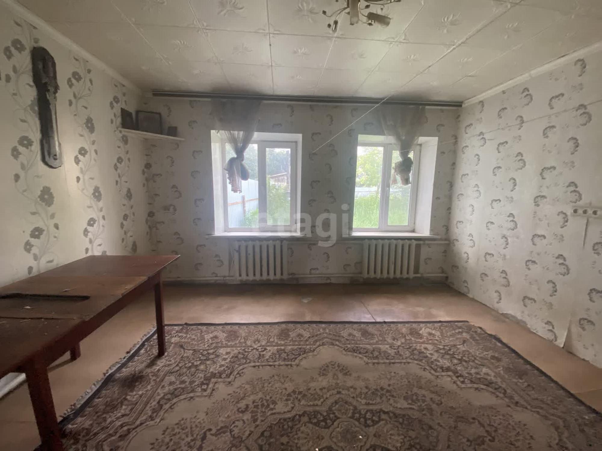 Купить дачу, дом, коттедж за 3 100 000 рублей на Центральная улица