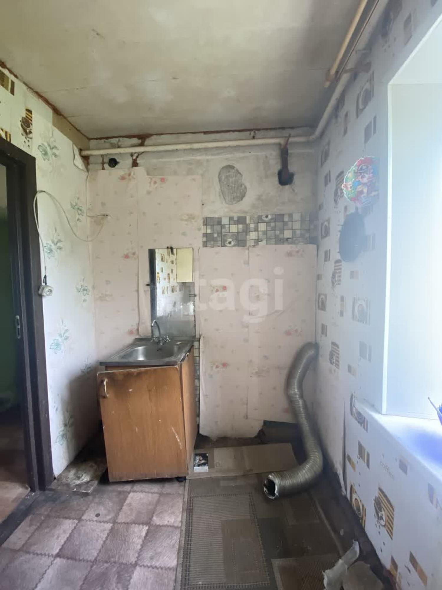 Купить дачу, дом, коттедж за 3 100 000 рублей на Центральная улица
