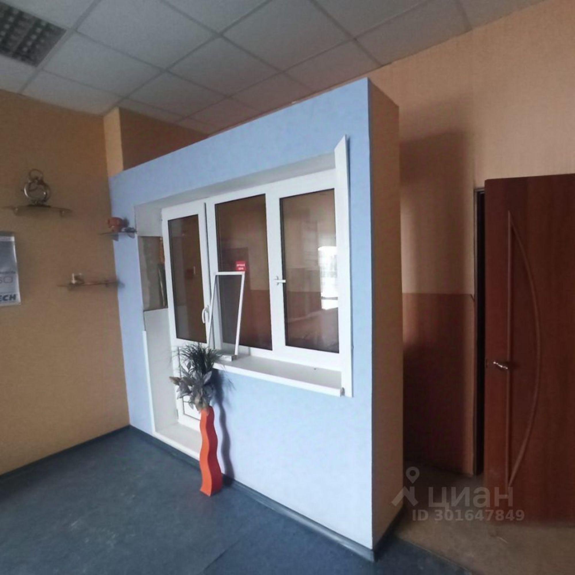 Сдать складское помещение за 522 800 рублей на Красноармейская улица, 8
