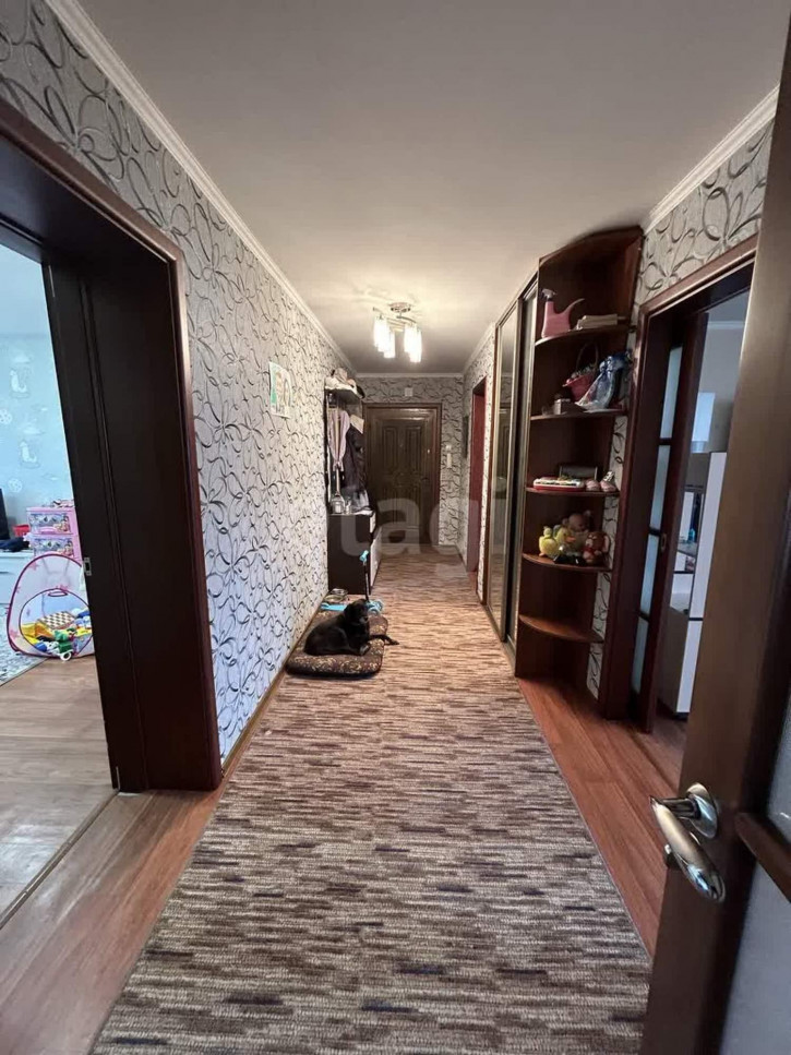 3-комн квартира Елизарова, 8