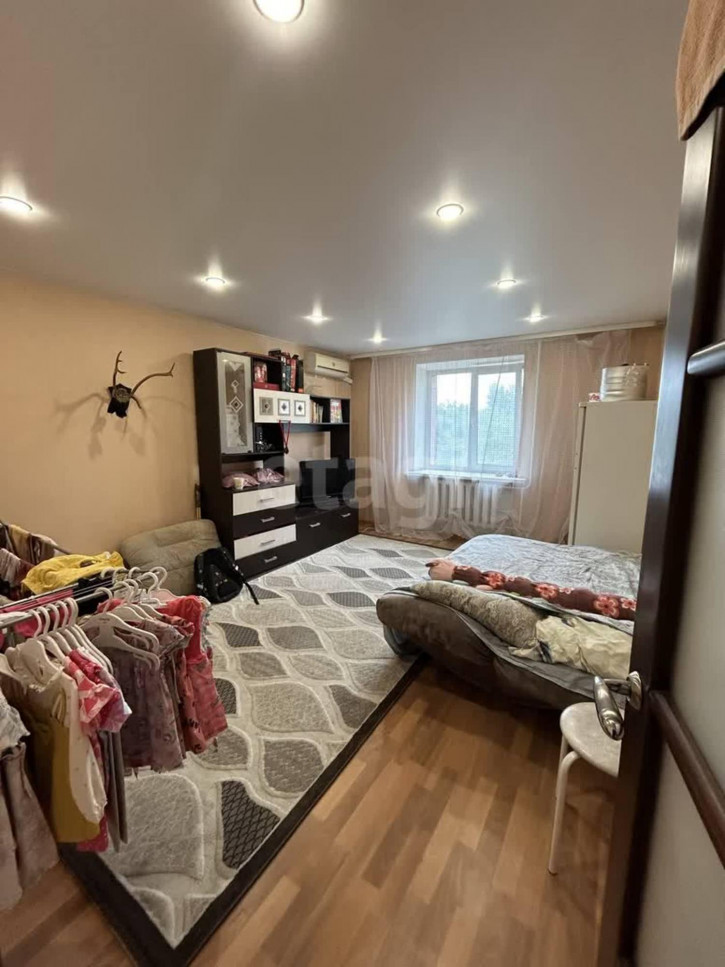 3-комн квартира Елизарова, 8