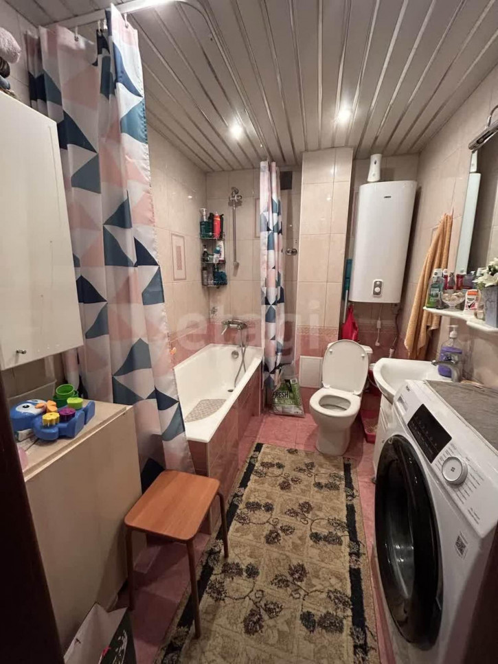 3-комн квартира Елизарова, 8