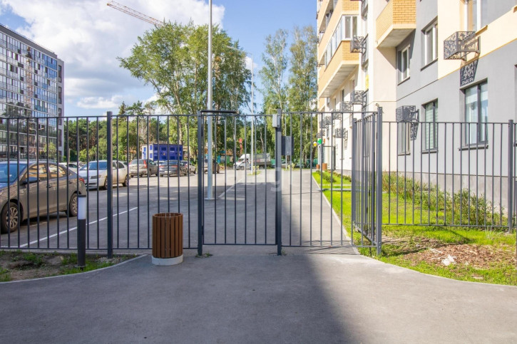 Студия Вице-адмирала Воронцова, 5