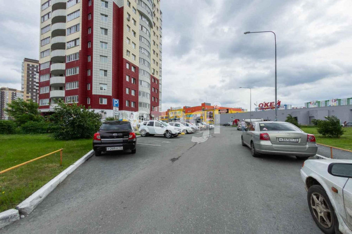 1-комн квартира Станислава Карнацевича, 1/1