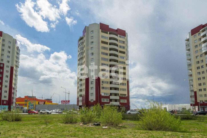 1-комн квартира Станислава Карнацевича, 1/1