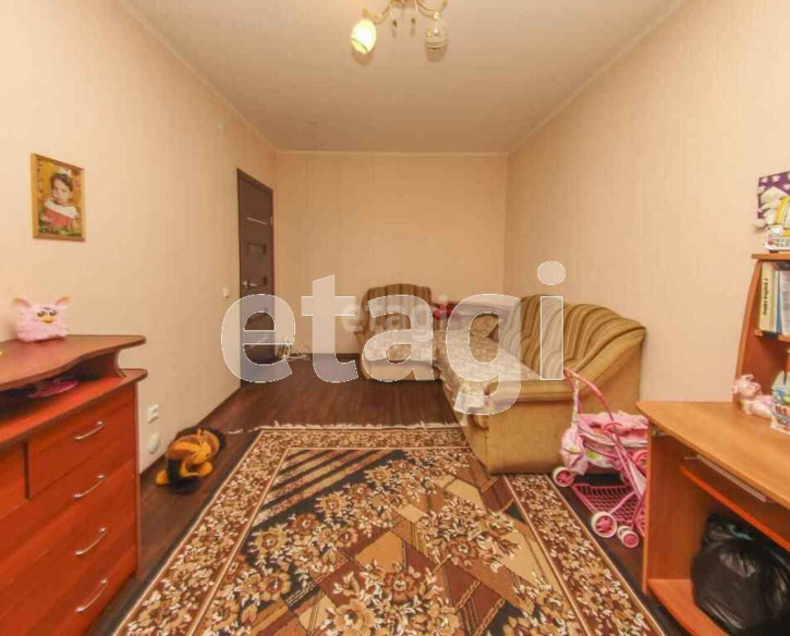 2-комн квартира Западносибирская, 22/1