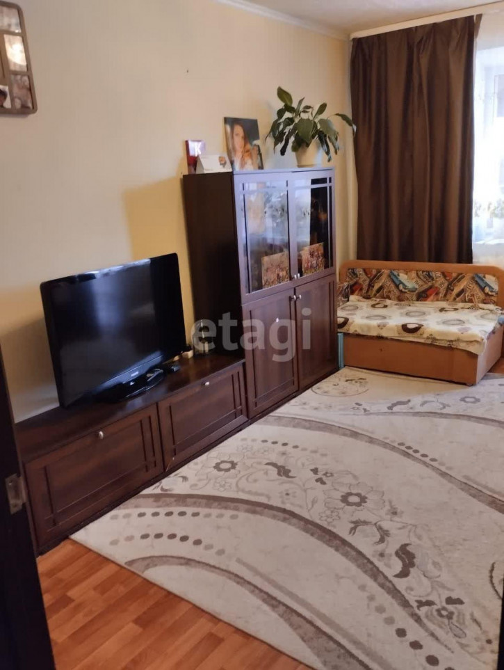 2-комн квартира Ватутина, 51