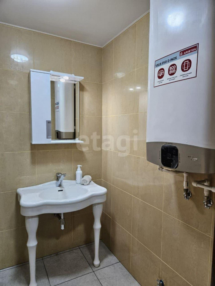1-комн квартира Мельникайте, 80