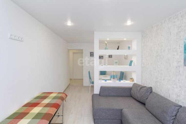 2-комн квартира Грибоедова, 8