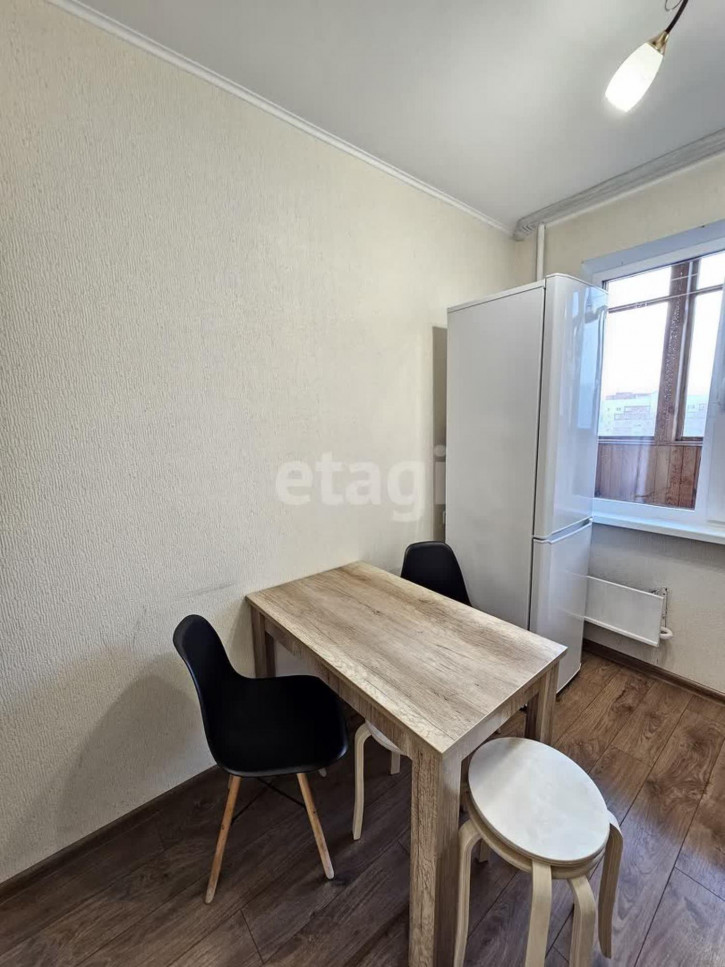 2-комн квартира Попова, 7