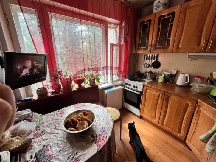 2-комн квартира Коммунаров, 39