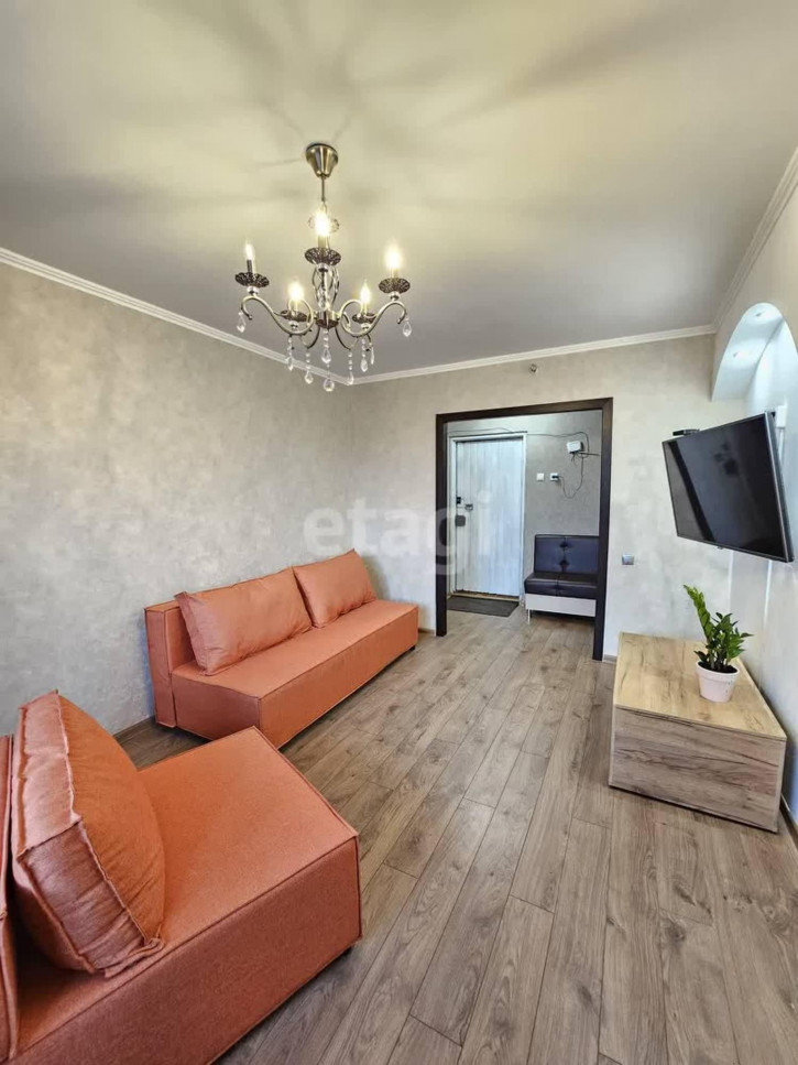 2-комн квартира Попова, 7
