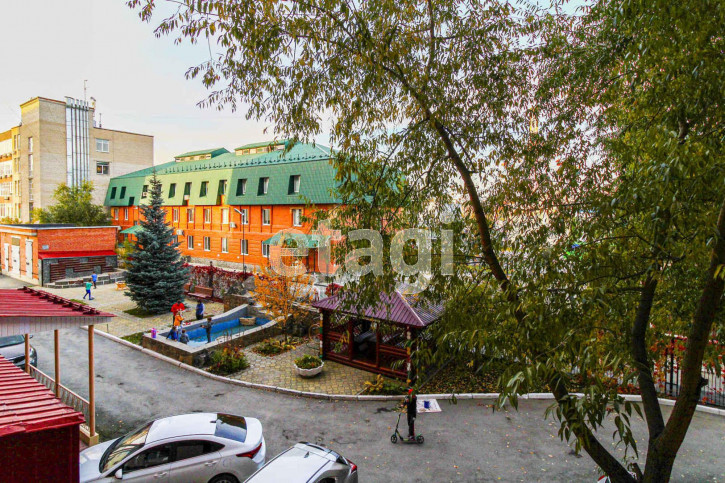 3-комн квартира Грибоедова, 2