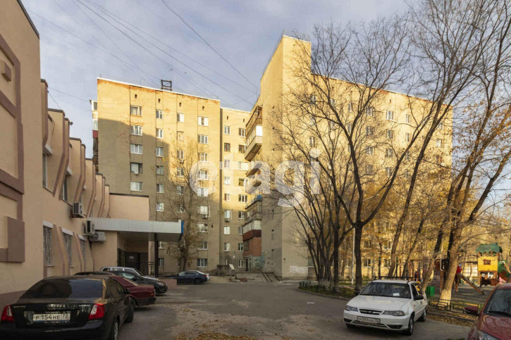 Комната Олимпийская, 30
