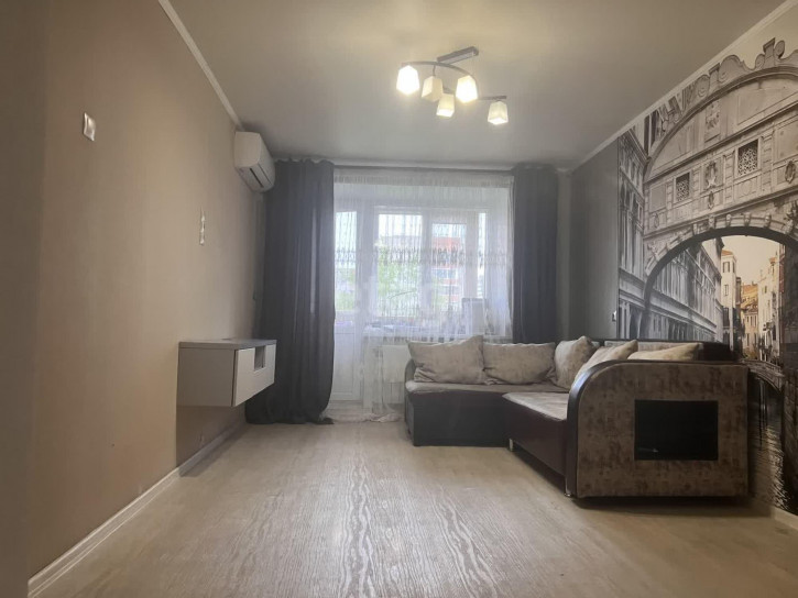 2-комн квартира Орджоникидзе, 67