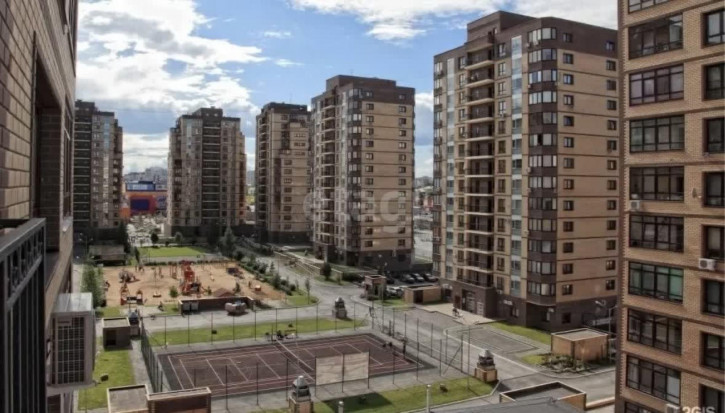 2-комн квартира Максима Горького, 68/3