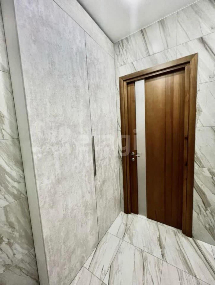2-комн квартира Максима Горького, 68