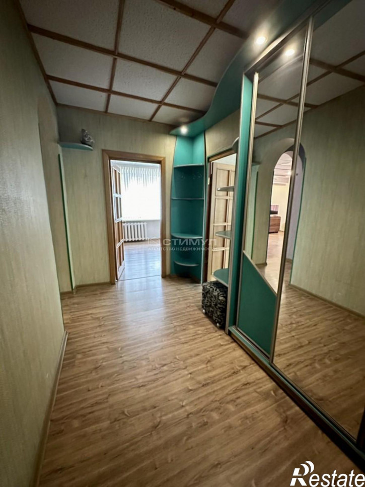 3-комн квартира Россия,  г. Комсомольск-на-Амуре, пр-кт. Ленина, д. 7