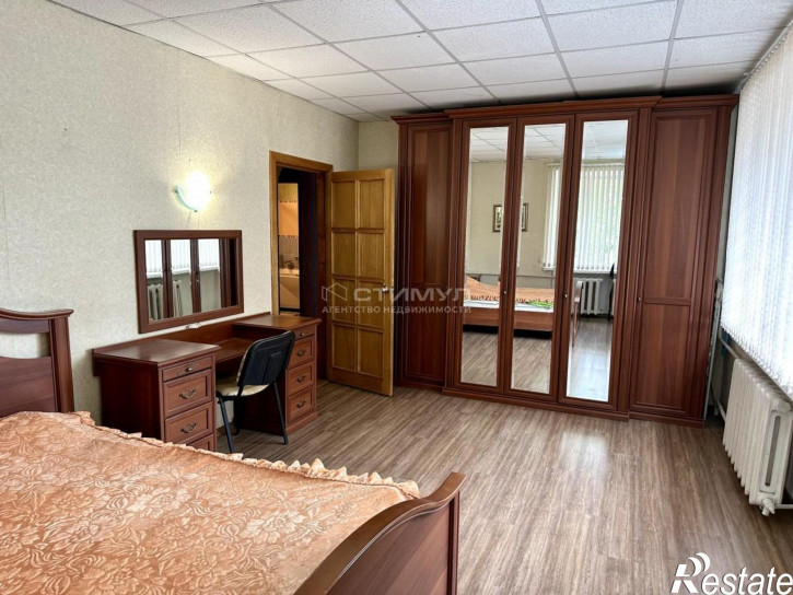 3-комн квартира Россия,  г. Комсомольск-на-Амуре, пр-кт. Ленина, д. 7