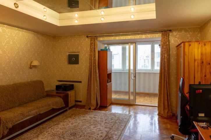 3-комн квартира Арцыбушевская улица, 40
