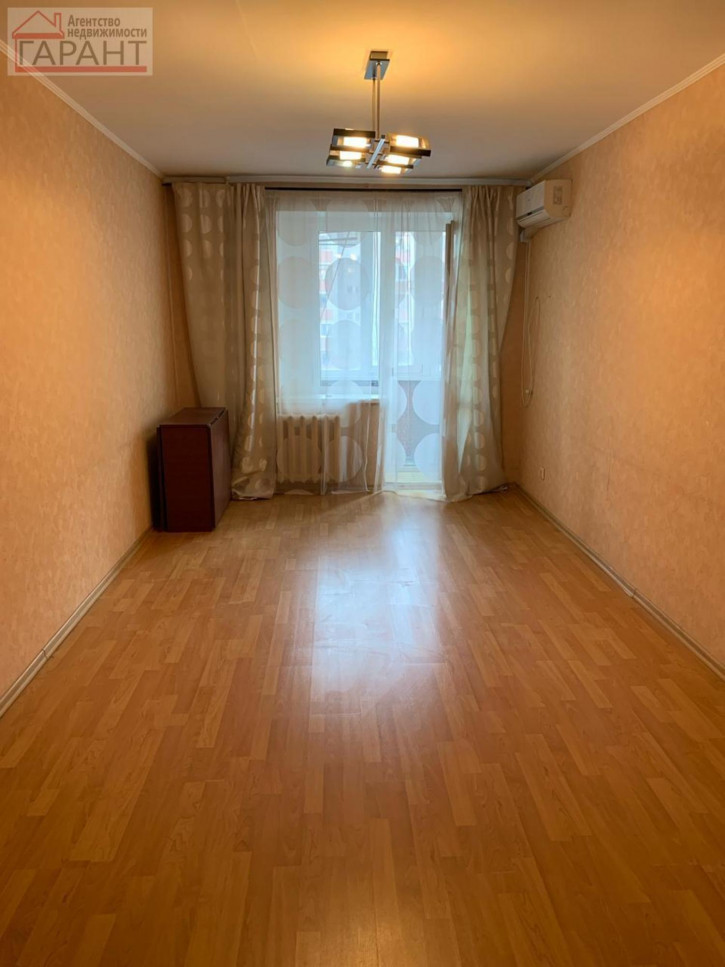 2-комн квартира Енисейская улица, 57