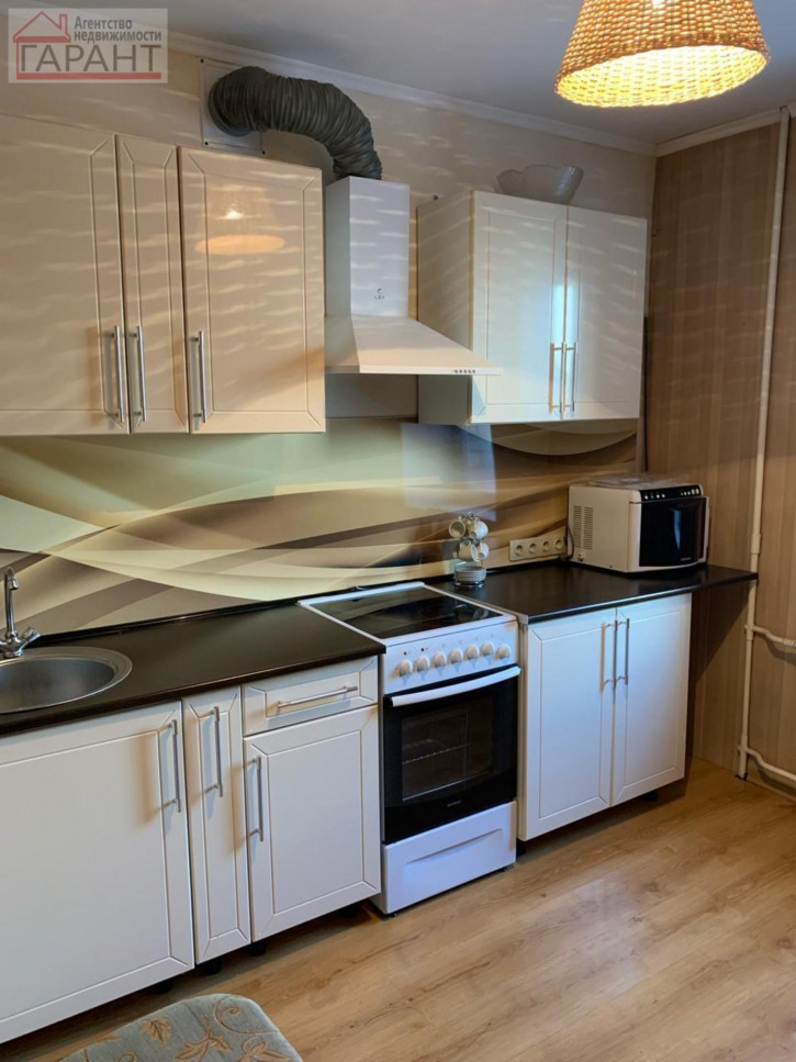 2-комн квартира Енисейская улица, 57
