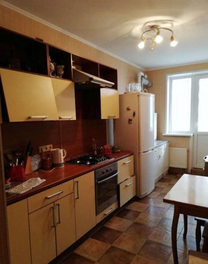 2-комн квартира Пушкина улица, 223